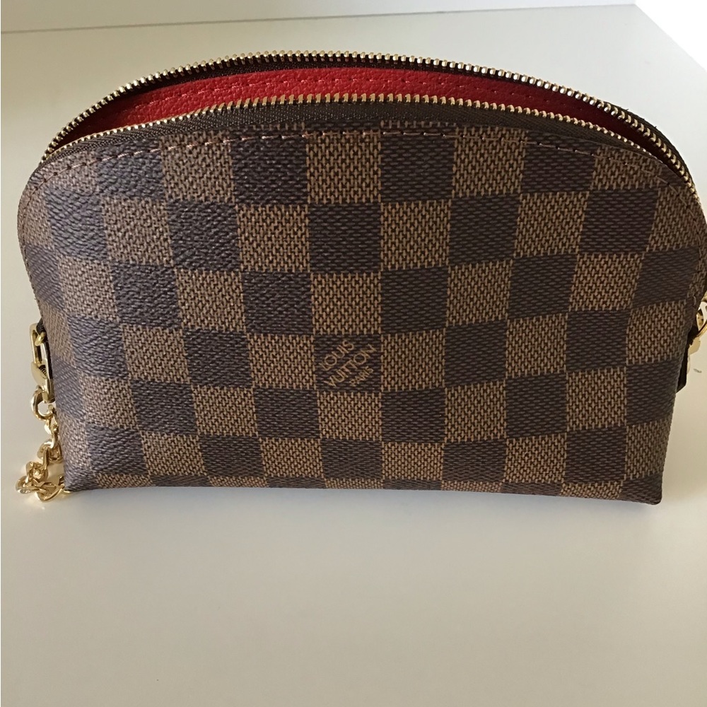 Louis Vuitton cosmetic bag with added chain. - Picture 2 of 8